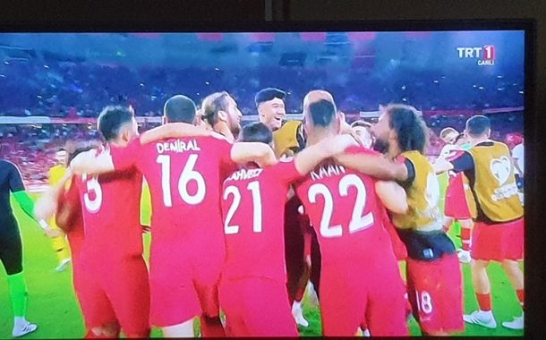 MİLLİ TAKIM, DÜNYA ŞAMPİYONU FRANSA'YI DEVİRDİ, TARİH YAZDI!