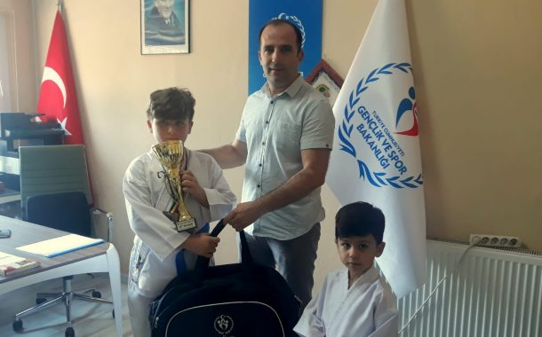 KARATECİ KARDEŞLERDEN TEŞEKKÜR ZİYARETİ..