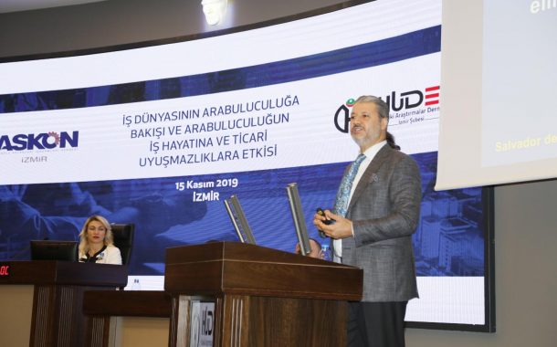 İZMİR'DE;