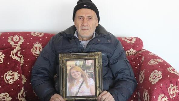 İZMİR’DE KIZI ÖLDÜRÜLDÜ, BAŞKA KADINLAR İÇİN MÜCADELEYE DEVAM ETTİ.. İZMİR’DE KIZI ÖLDÜRÜLDÜ, BAŞKA KADINLAR İÇİN MÜCADELEYE DEVAM ETTİ..
