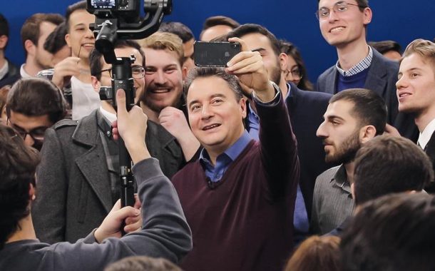 BABACAN'IN PARTİSİ;