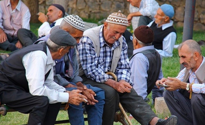 KARAKAŞ: “TEMMUZ DA YÜZDE 25 ZAM VERİLİRSE, SIFIR ZAM ALACAK EMEKLİLER VAR…”