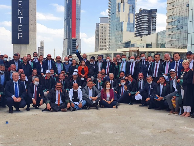 Kılıç; “Baro başkanları faşizmin barikatlarını yıkarak Anıtkabir’e ulaştı..”