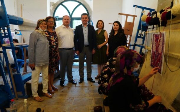 BERGAMA HALILARI İÇİN KÖY KÖY GEZİLECEK, HALILAR DİLE GELECEK..