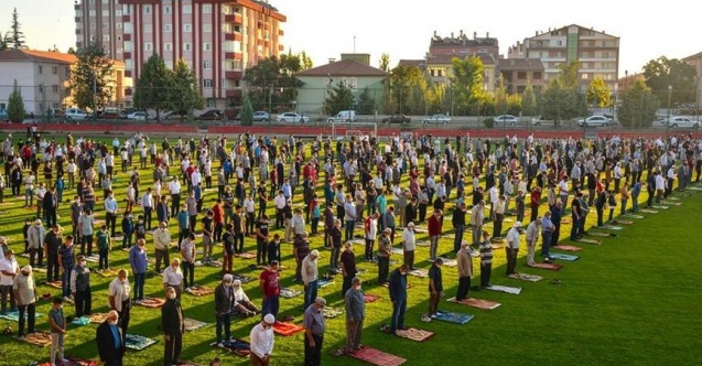 TOPLU BAYRAM NAMAZINA KATILDI, KORONA TESTİ POZİTİF ÇIKTI!.. TOPLU BAYRAM NAMAZINA KATILDI, KORONA TESTİ POZİTİF ÇIKTI!..