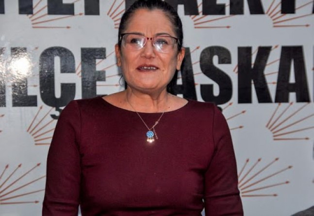 “MAFYACILIK OYNAMAYA DEVAM EDECEKSE, HALKTAN EMANET ALDIĞI MAKAMI TERK ETSİN!..” “MAFYACILIK OYNAMAYA DEVAM EDECEKSE, HALKTAN EMANET ALDIĞI MAKAMI TERK ETSİN!..”