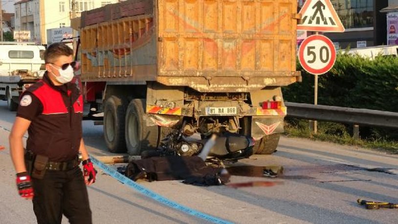 ÜÇ SAAT ÖNCE EVLENDİLER, MOTOSİKLET ÜSTÜNDE CAN VERDİLER!… ÜÇ SAAT ÖNCE EVLENDİLER, MOTOSİKLET ÜSTÜNDE CAN VERDİLER!…
