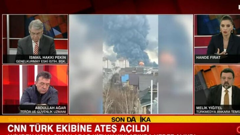 CNN TÜRK EKİBİ UKRAYNA’DA SALDIRIYA UĞRADI, İKİ MUHABİRE ULAŞILAMIYOR.. CNN TÜRK EKİBİ UKRAYNA’DA SALDIRIYA UĞRADI, İKİ MUHABİRE ULAŞILAMIYOR..