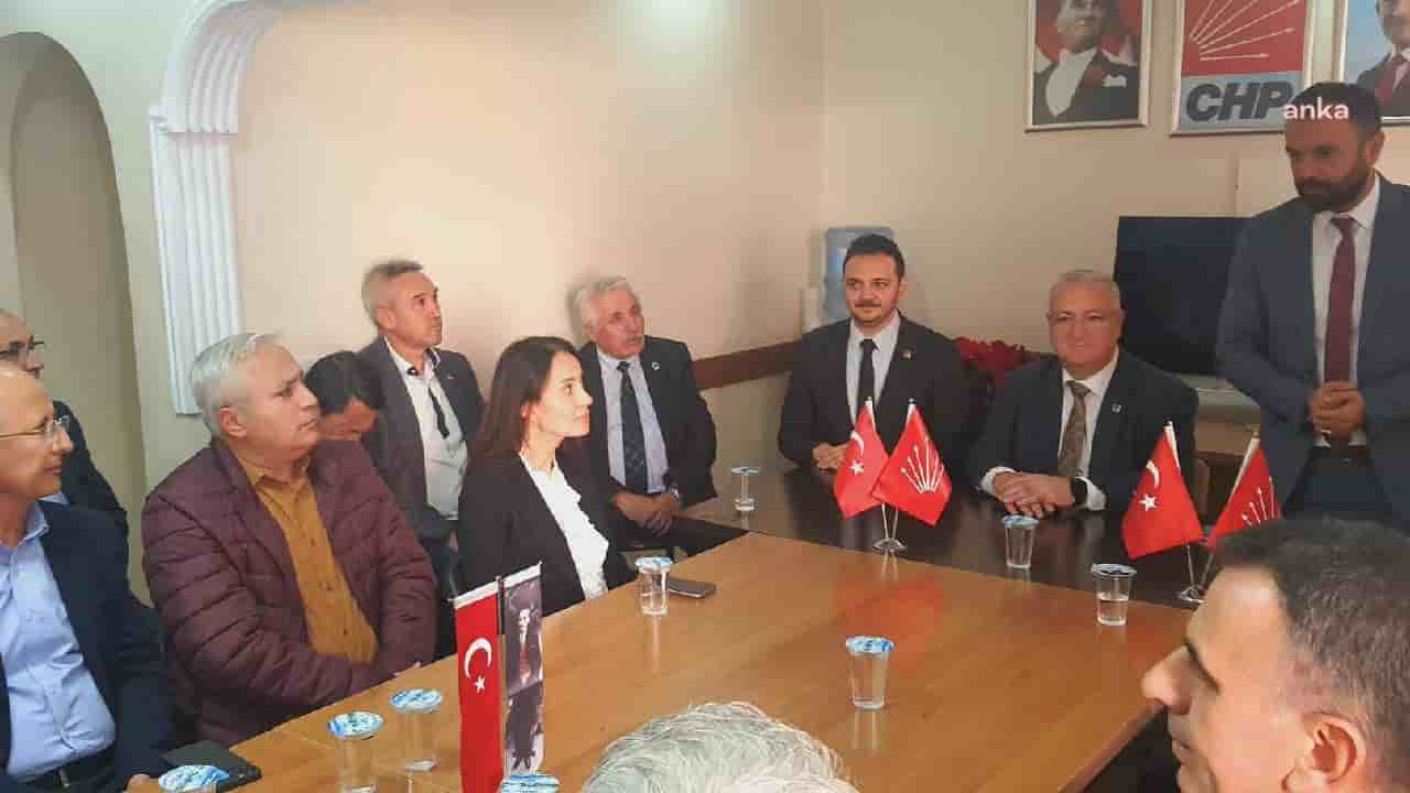 TDP İLÇE YÖNETİMİ TOPLU HALDE İSTİFA EDİP CHP’YE KATILDI… TDP İLÇE YÖNETİMİ TOPLU HALDE İSTİFA EDİP CHP’YE KATILDI…
