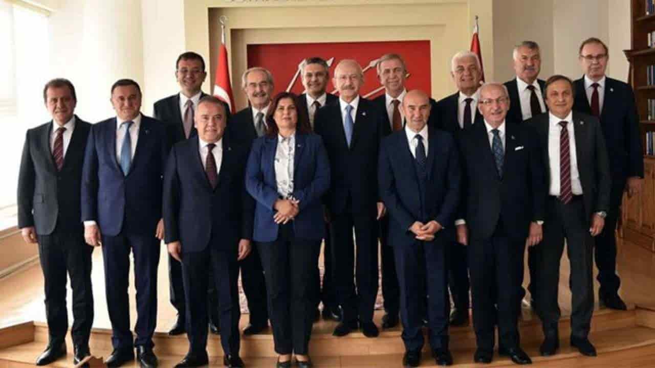 CHP’NİN BÜYÜKŞEHİR BELEDİYE BAŞKANLARI YARIN ANKARA DA BİR ARAYA GELİYOR… CHP’NİN BÜYÜKŞEHİR BELEDİYE BAŞKANLARI YARIN ANKARA DA BİR ARAYA GELİYOR…