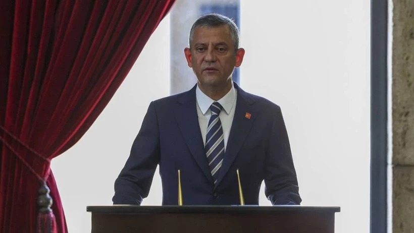 ÖZEL, ANITKABİR’DEN SESLENDİ: “ÇOK PARTİLİ HAYATI NE PAHASINA OLURSA OLSUN SAVUNACAĞIZ…” ÖZEL, ANITKABİR’DEN SESLENDİ: “ÇOK PARTİLİ HAYATI NE PAHASINA OLURSA OLSUN SAVUNACAĞIZ…”