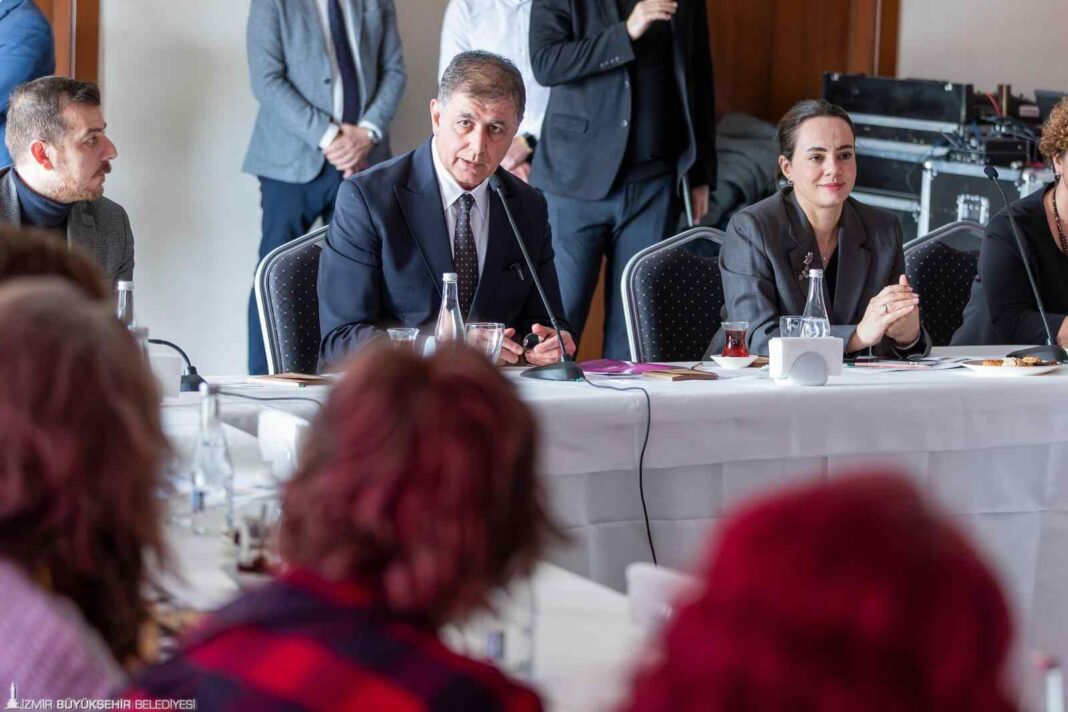 BAŞKAN TUGAY: “ASLA TESLİM OLMAMALI, HAKSIZLIĞI KABULLENMEMELİYİZ…”