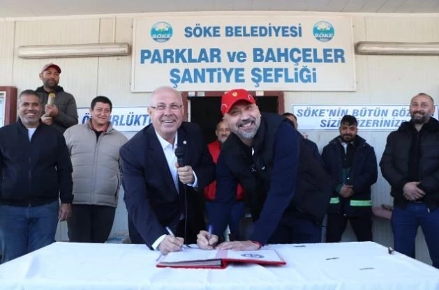 EN DÜŞÜK MAAŞ 52 BİN LİRA OLDU, İŞÇİLER DAVUL-ZURNA İLE KUTLADI… EN DÜŞÜK MAAŞ 52 BİN LİRA OLDU, İŞÇİLER DAVUL-ZURNA İLE KUTLADI…