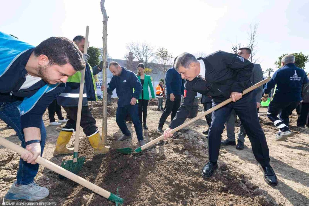 BAŞKAN TUGAY: “BEN İNANIYORUM, YAKINDA KÜLTÜRPARK’TA SİNCAPLAR DA GEZMEYE BAŞLAYACAK…” BAŞKAN TUGAY: “BEN İNANIYORUM, YAKINDA KÜLTÜRPARK’TA SİNCAPLAR DA GEZMEYE BAŞLAYACAK…”
