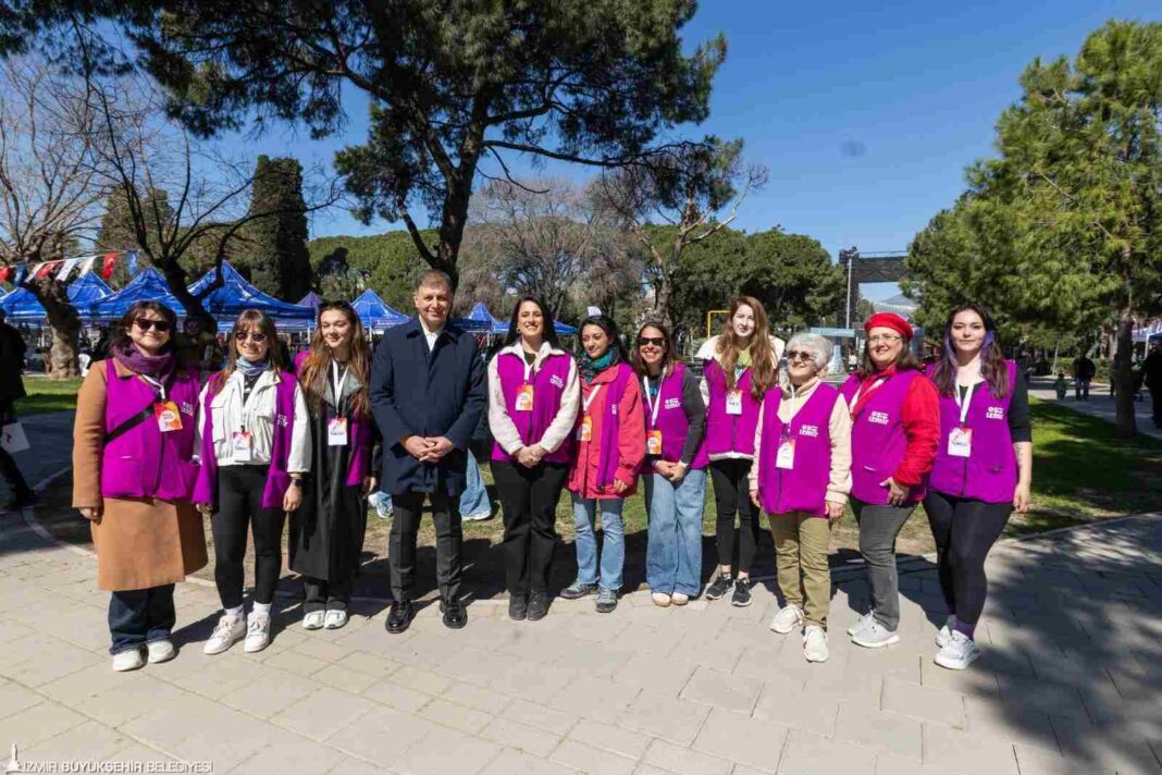 BAŞKAN TUGAY KADINLAR GÜNÜNÜ ATATÜRK’ÜN SÖZÜYLE KUTLADI… BAŞKAN TUGAY KADINLAR GÜNÜNÜ ATATÜRK’ÜN SÖZÜYLE KUTLADI…
