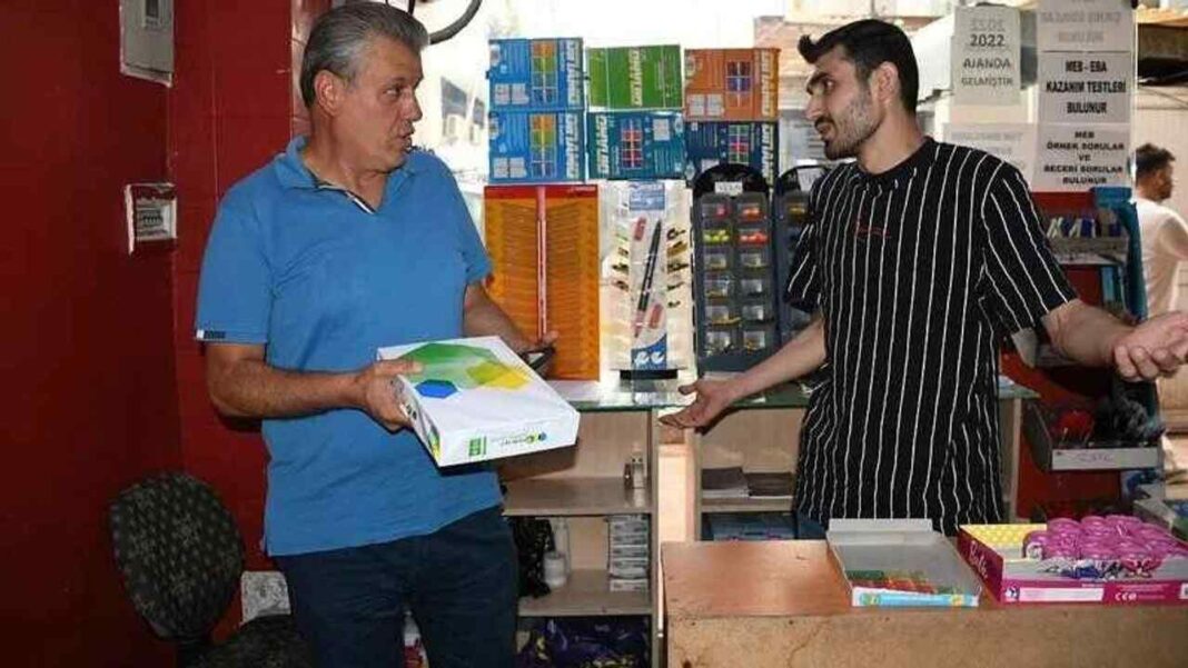 EKONOMİK KRİZ OKUL MASRAFLARINI VURDU!… EKONOMİK KRİZ OKUL MASRAFLARINI VURDU!…