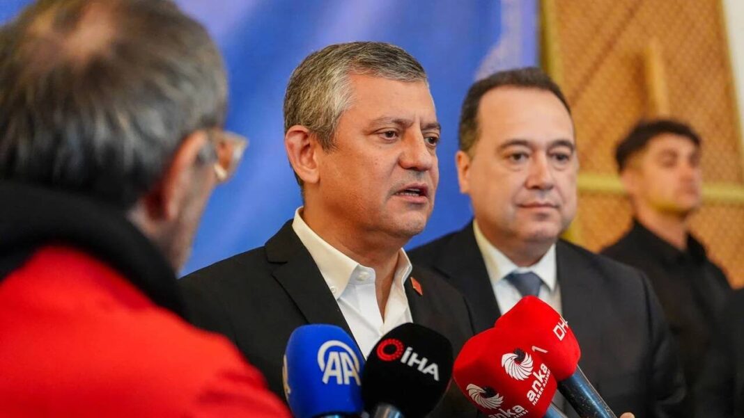 “YAPILAN GÖZALTI, ÇERÇİOĞLU’NUN AKP’YE GEÇİŞ ÜCRETİDİR…” “YAPILAN GÖZALTI, ÇERÇİOĞLU’NUN AKP’YE GEÇİŞ ÜCRETİDİR…”