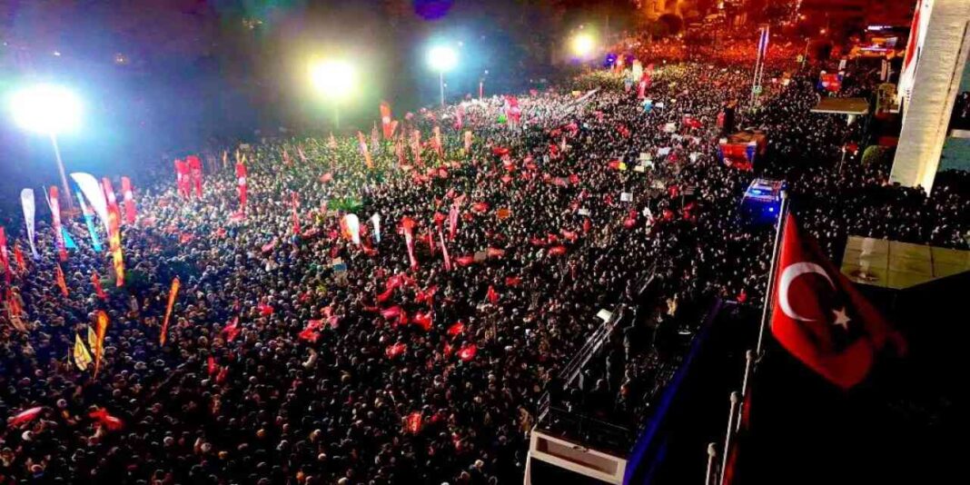 ÖZEL: “BİZ BİTTİ DEMEDEN BİTMEZ…” ÖZEL: “BİZ BİTTİ DEMEDEN BİTMEZ…”