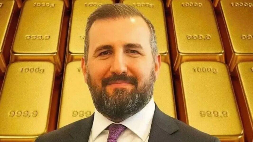 EVİNDEN KÜLÇE-KÜLÇE ALTIN ÇIKMIŞTI, ŞİMDİ DE GİZLİ SERVETİ ORTAYA ÇIKTI!… EVİNDEN KÜLÇE-KÜLÇE ALTIN ÇIKMIŞTI, ŞİMDİ DE GİZLİ SERVETİ ORTAYA ÇIKTI!…