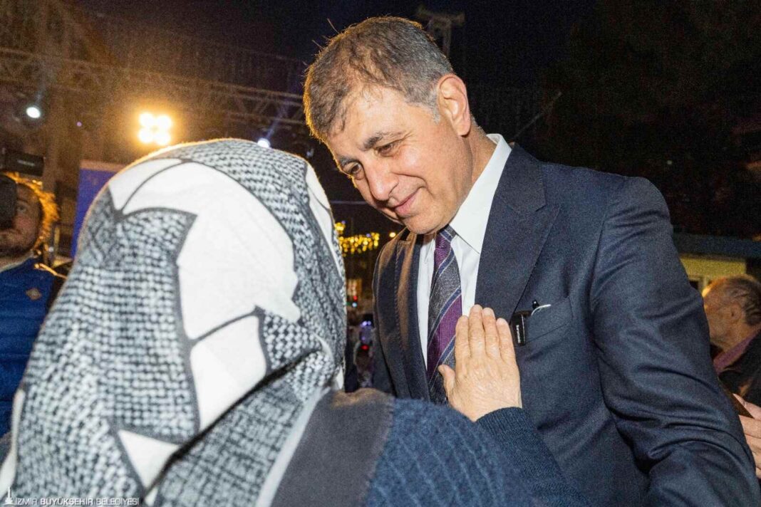 GEÇİM SIKINTISI ALTINDA EZİLEN EMEKLİ’YE BÜYÜKŞEHİR EL UZATTI… GEÇİM SIKINTISI ALTINDA EZİLEN EMEKLİ’YE BÜYÜKŞEHİR EL UZATTI…