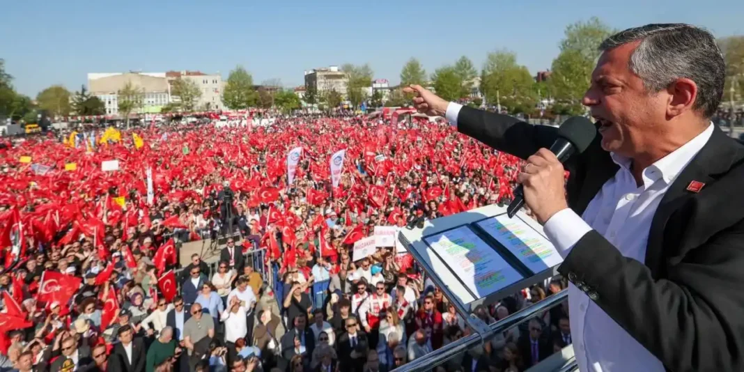ÖZEL’DEN-GÜRLEK’E HODRİ MEYDAN!: “SEN BAKAN, BEN GENEL BAŞKAN, MAL VARLIKLARIMIZI AÇIKLAYALIM…” ÖZEL’DEN-GÜRLEK’E HODRİ MEYDAN!: “SEN BAKAN, BEN GENEL BAŞKAN, MAL VARLIKLARIMIZI AÇIKLAYALIM…”