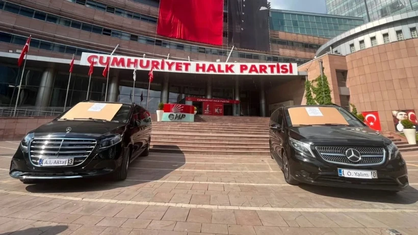 KILIÇDAROĞLU 2 GÜNDE 3 KARAVANA ATTI!… KILIÇDAROĞLU 2 GÜNDE 3 KARAVANA ATTI!…