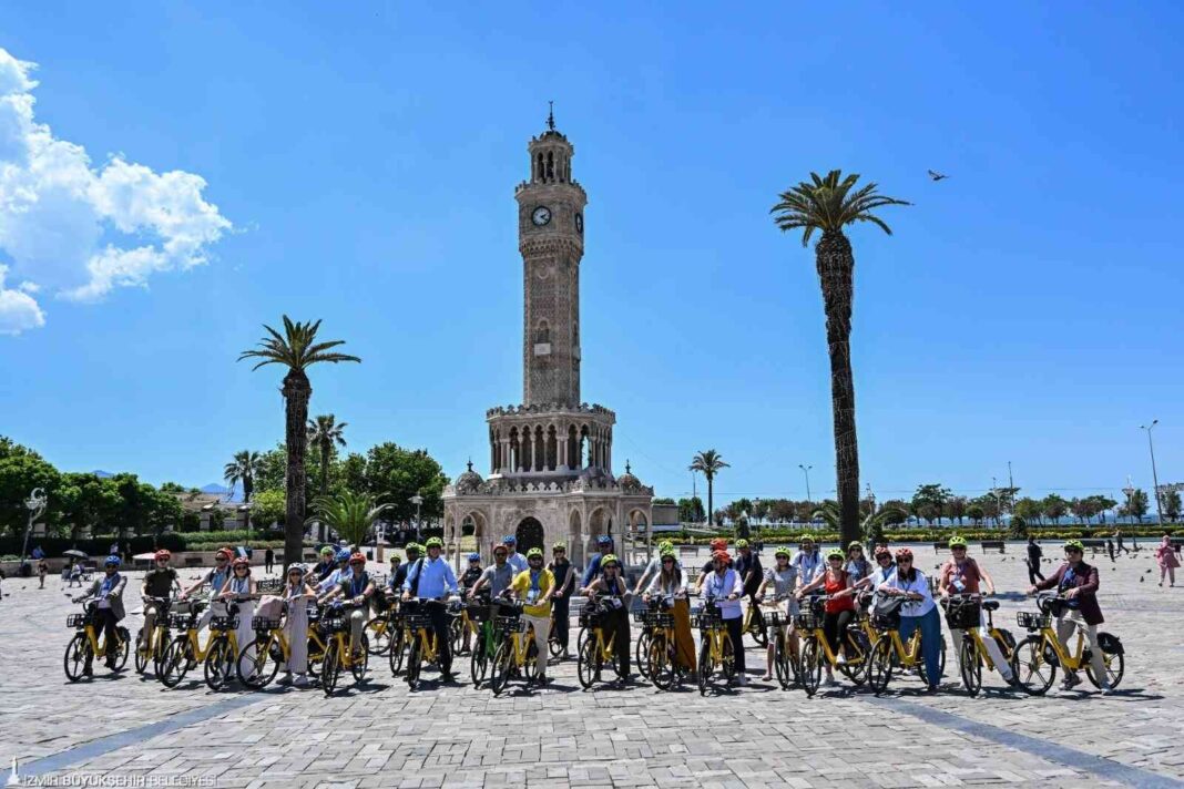 Fuarcılığın Uluslararası Liderleri İzmir’de Buluştu… Fuarcılığın Uluslararası Liderleri İzmir’de Buluştu…