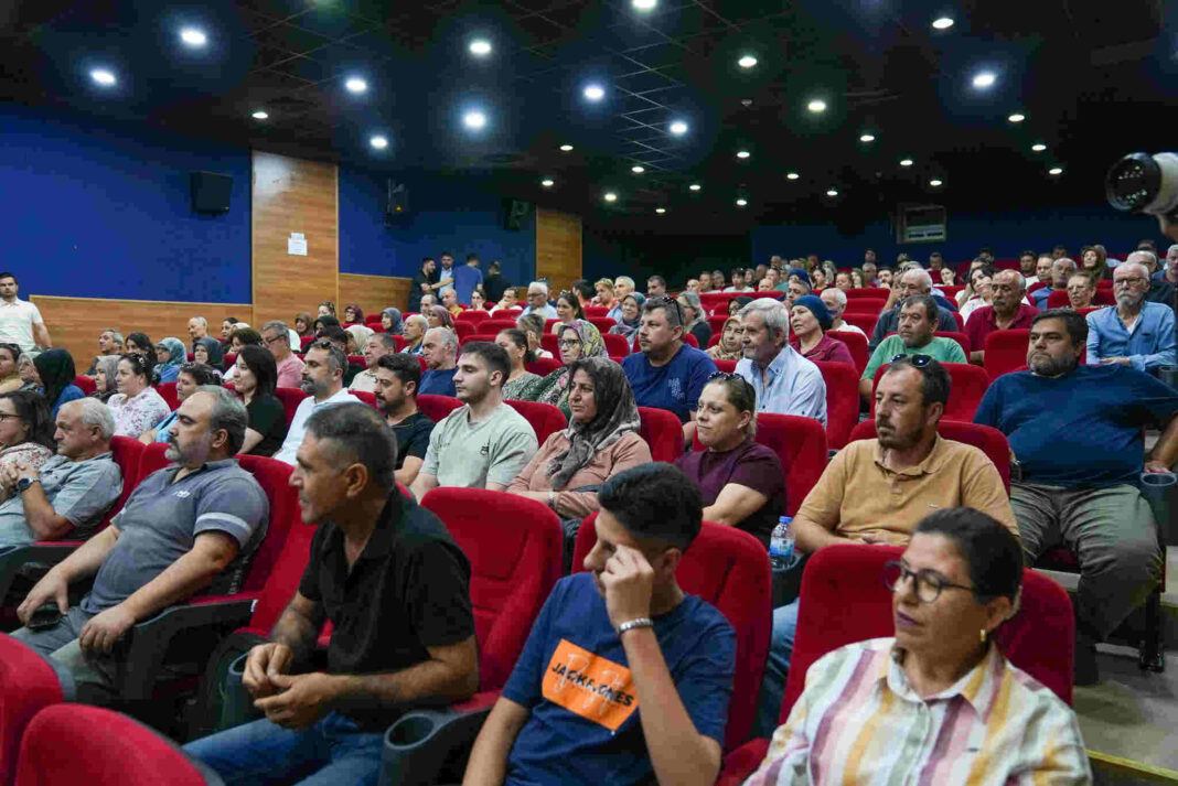 Aliağa’da 130 Bağımsız Bölümü Kapsayan Yeni Kentsel Dönüşüm Hamlesi İçin Düğmeye Basıldı… Aliağa’da 130 Bağımsız Bölümü Kapsayan Yeni Kentsel Dönüşüm Hamlesi İçin Düğmeye Basıldı…