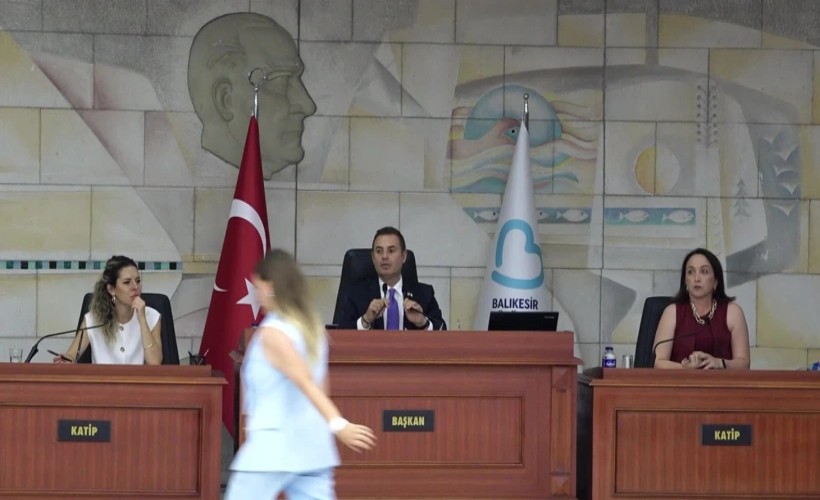 AK PARTİ GRUBU KATILMADI, BALIKESİR DE SUYA İNDİRİM YAPILAMADI… AK PARTİ GRUBU KATILMADI, BALIKESİR DE SUYA İNDİRİM YAPILAMADI…