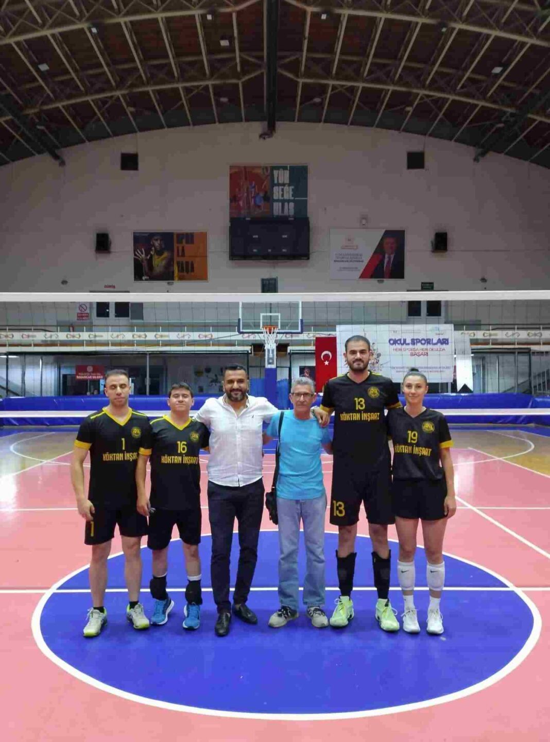 Çiğdem Çimen: “Voleybolun Yükselen Dalgası: Manisa’dan Yükselen Şölen…” Çiğdem Çimen: “Voleybolun Yükselen Dalgası: Manisa’dan Yükselen Şölen…”