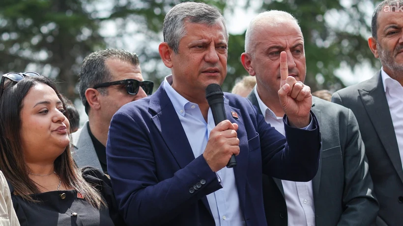“CHP’Yİ ELİMİZDEN ALMAK İSTİYORLAR, GEREKİRSE PORTAKAL KASASININ ÜSTÜNE ÇIKARIZ… “CHP’Yİ ELİMİZDEN ALMAK İSTİYORLAR, GEREKİRSE PORTAKAL KASASININ ÜSTÜNE ÇIKARIZ…