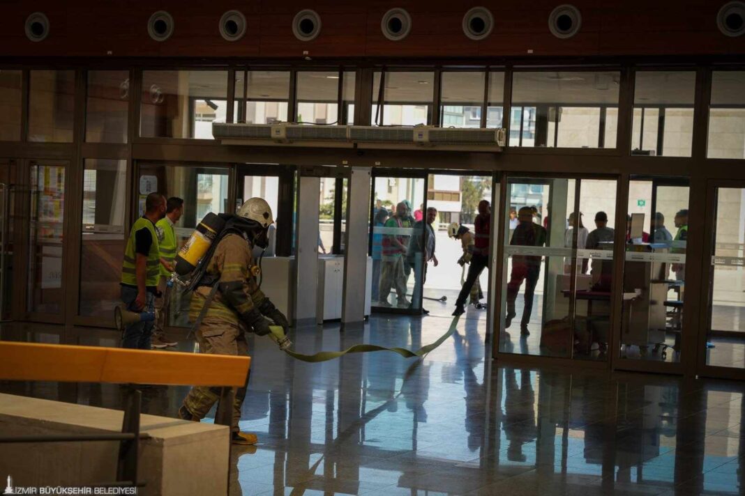 Büyükşehir’den Afetlere Karşı Tam Hazırlık… Büyükşehir’den Afetlere Karşı Tam Hazırlık…