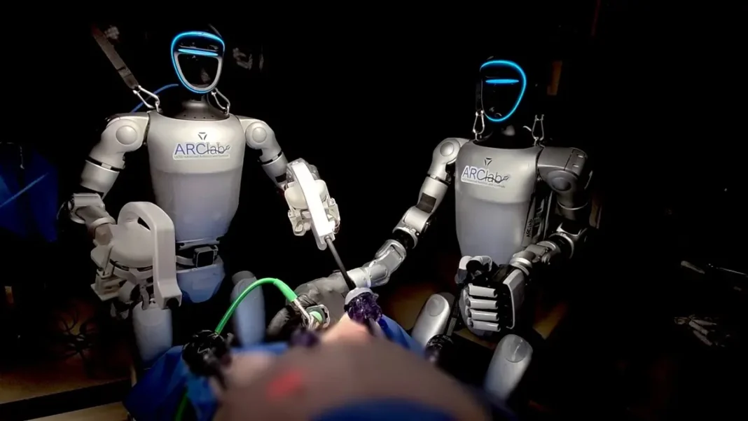 Robot Cerrahlar Bir İlke İmza Attı!… Robot Cerrahlar Bir İlke İmza Attı!…