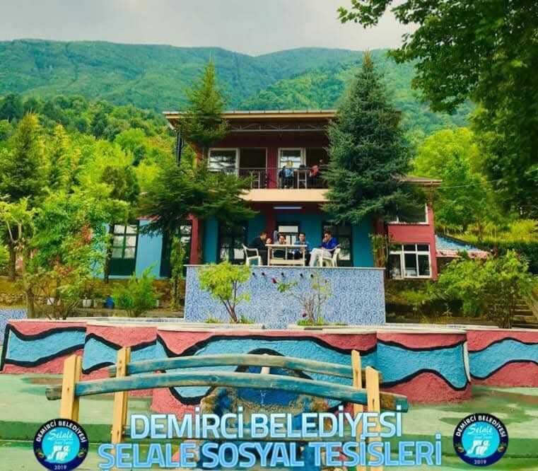 Çiğdem Çimen: “Ege’nin Samimiyeti, Doğanın Cömertliği…” Çiğdem Çimen: “Ege’nin Samimiyeti, Doğanın Cömertliği…”