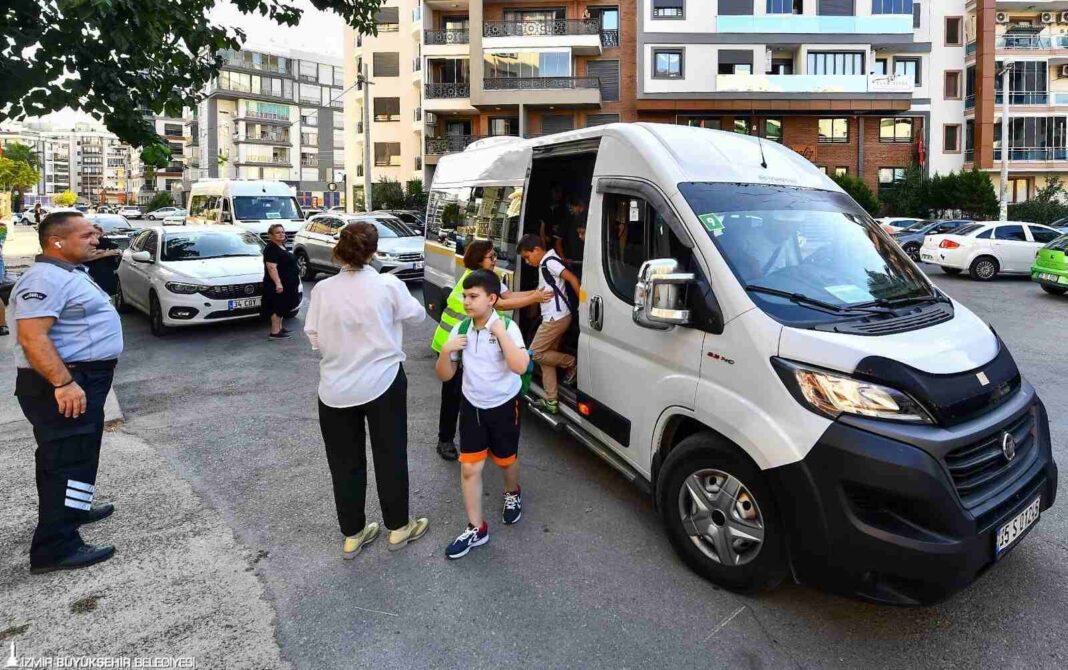 Türkiye’de Bir İlk, Fazla Servis Ücreti İsteyen Taşımacıya Ağır Yaptırım… Türkiye’de Bir İlk, Fazla Servis Ücreti İsteyen Taşımacıya Ağır Yaptırım…