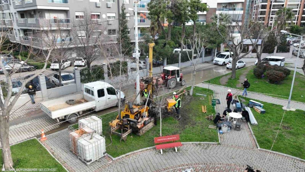 İzmir Depreme Hazırlanıyor: Kentin Geleceği Güvenle Şekilleniyor… İzmir Depreme Hazırlanıyor: Kentin Geleceği Güvenle Şekilleniyor…