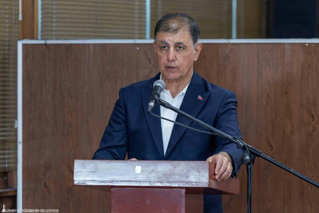 “Şehit Ailelerimiz ve Gazilerimiz Baş Tacımız…” “Şehit Ailelerimiz ve Gazilerimiz Baş Tacımız…”