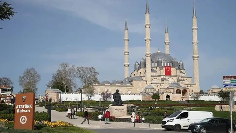 EDİRNE CHP’DE BİR İLK!… EDİRNE CHP’DE BİR İLK!…