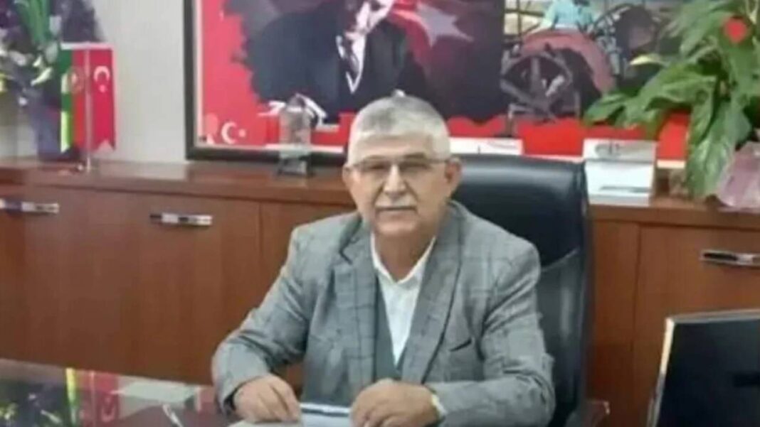 CHP’Lİ MECLİS ÜYESİ AKP ADAYINA OY VERDİĞİNİ AÇIKLADI… CHP’Lİ MECLİS ÜYESİ AKP ADAYINA OY VERDİĞİNİ AÇIKLADI…