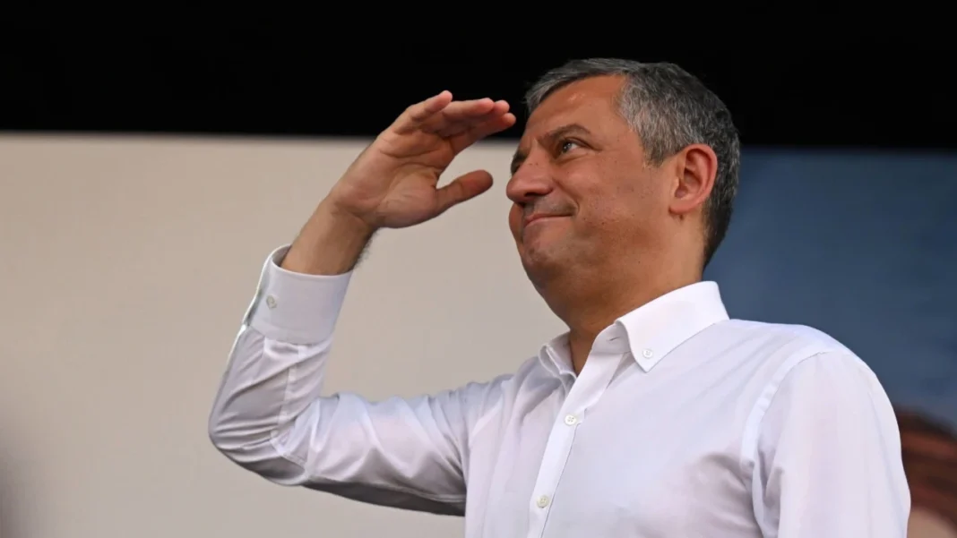 YENİ PARTİ’YE 20 GÜNDE YAPILAN TOPLAM BAĞIŞ MİKTARI AÇIKLANDI… YENİ PARTİ’YE 20 GÜNDE YAPILAN TOPLAM BAĞIŞ MİKTARI AÇIKLANDI…