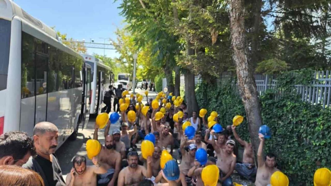 “YARIN İTİBARİYLE TAVİZSİZ BİR TUTUMA GEÇECEĞİZ…” “YARIN İTİBARİYLE TAVİZSİZ BİR TUTUMA GEÇECEĞİZ…”