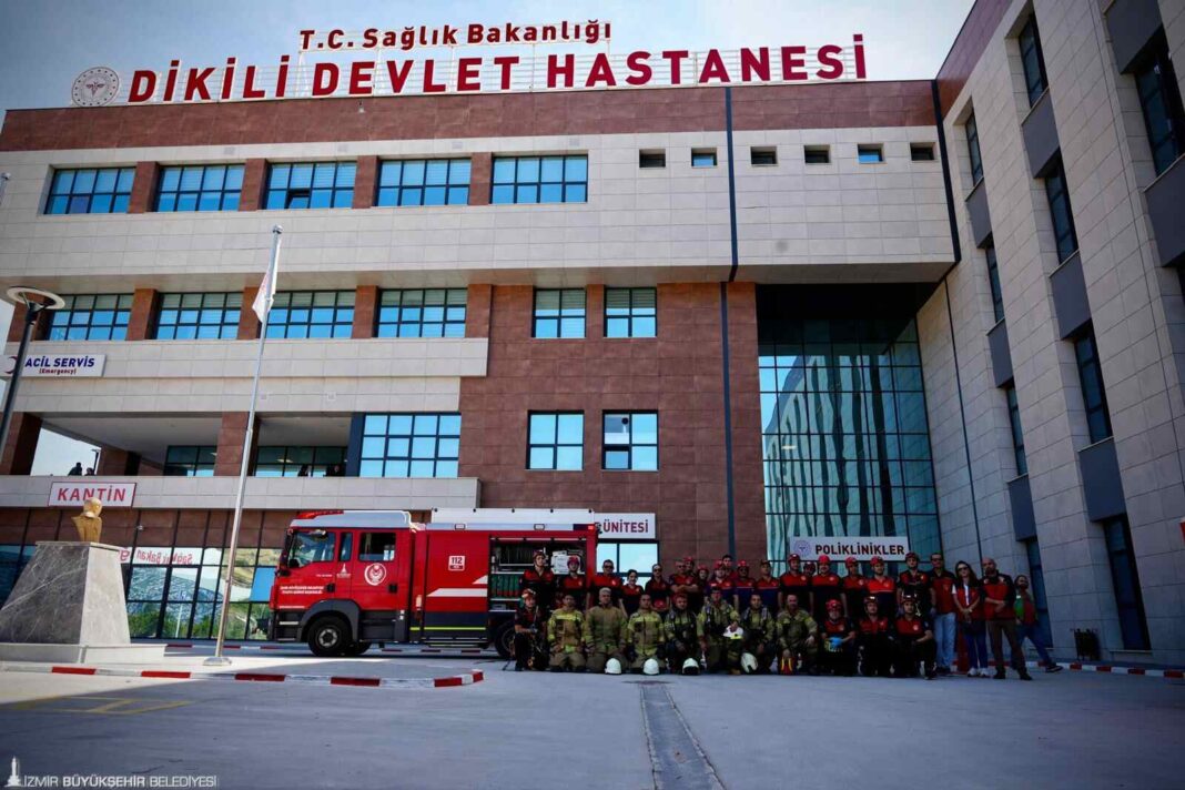 İtfaiye Haftası’nda Dikili’de Nefes Kesen Tatbikat… İtfaiye Haftası’nda Dikili’de Nefes Kesen Tatbikat…