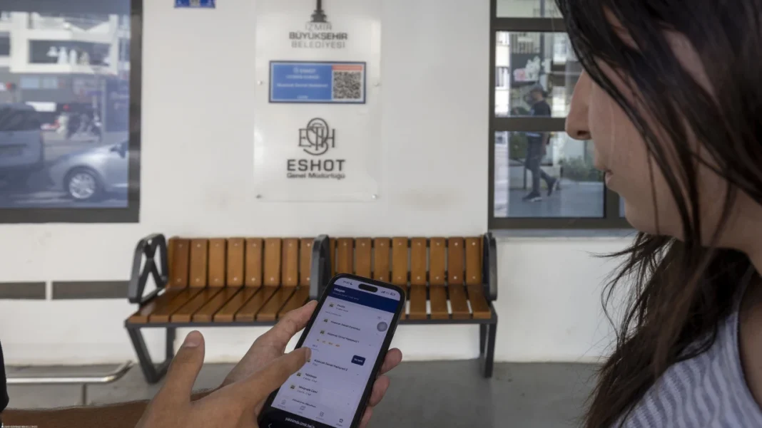 “Yakınımda” Uygulamasıyla İzmir Artık Cebinizde… “Yakınımda” Uygulamasıyla İzmir Artık Cebinizde…