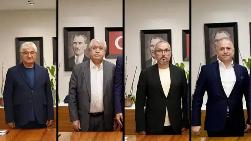 ÜSKÜDAR’DA 4 CHP’Lİ MECLİS ÜYESİ AKP’YE GEÇTİ… ÜSKÜDAR’DA 4 CHP’Lİ MECLİS ÜYESİ AKP’YE GEÇTİ…
