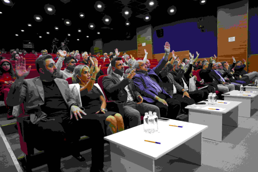 ALİAĞA BELEDİYESİNİN 2027 YILI BÜTÇESİ, OY BİRLİĞİYLE 5 MİLYAR 845 MİLYON TL OLARAK ONAYLANDI… ALİAĞA BELEDİYESİNİN 2027 YILI BÜTÇESİ, OY BİRLİĞİYLE 5 MİLYAR 845 MİLYON TL OLARAK ONAYLANDI…